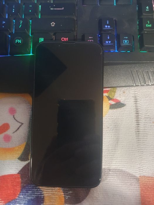 Vând iphone 14 pentru recarosare