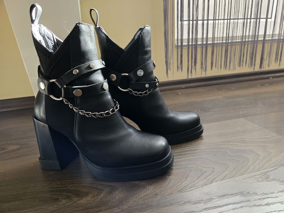 Дамски боти Indigo-shoes нови