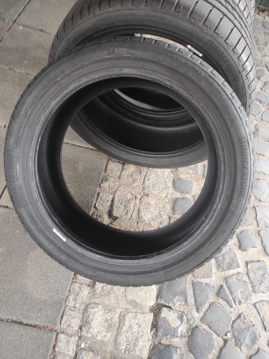 225/40/18 Bridgestone