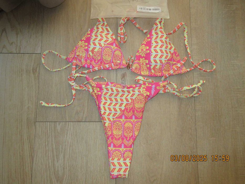 Costume de baie nepurtate trei bucati marime M