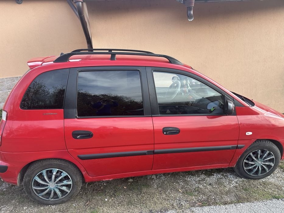 Продава се кола в добро състояние