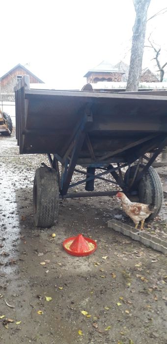 Remorcă monoax basculabila