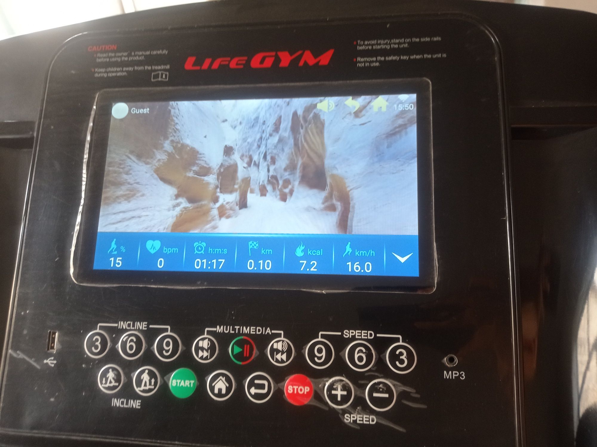 Продаётся Беговая дорожка Life GYM LGM-444