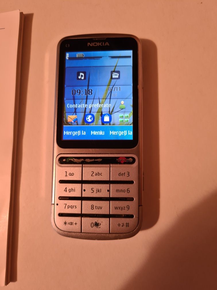 Telefon mobil Nokia C3 de colecție