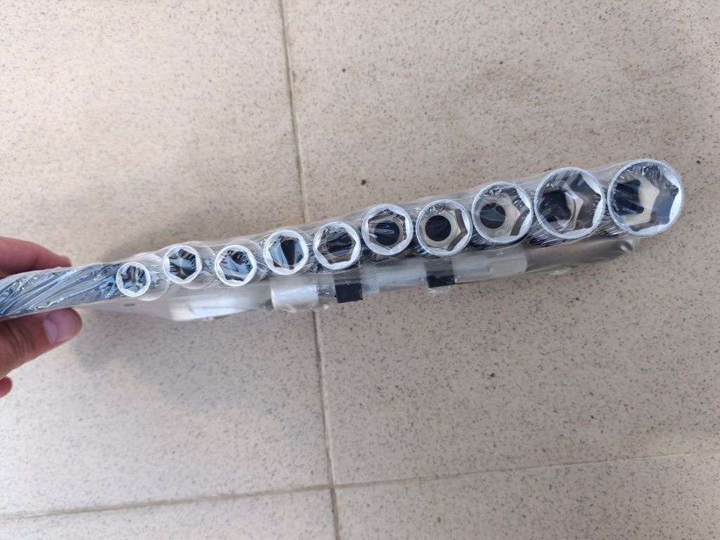 Set 12 piese Heinner CR-V, 1/2", 10 chei tubulare 10-24