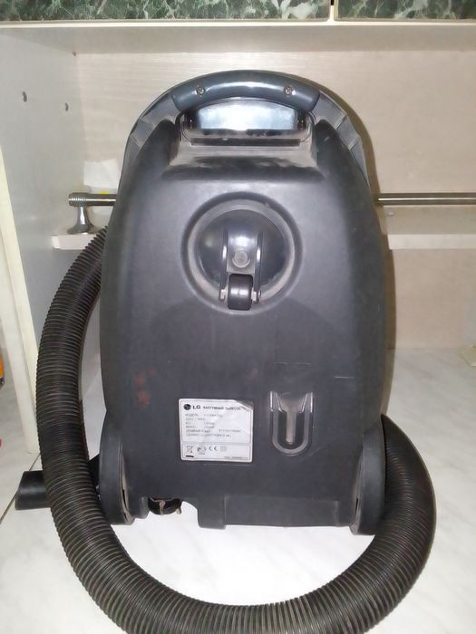 Пылесос рабочий подробно в описании