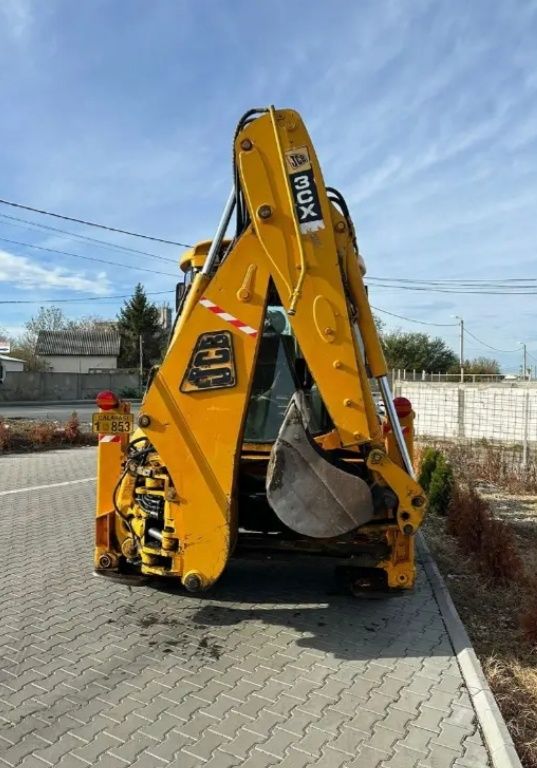 Vând JCB 3CX din 2008