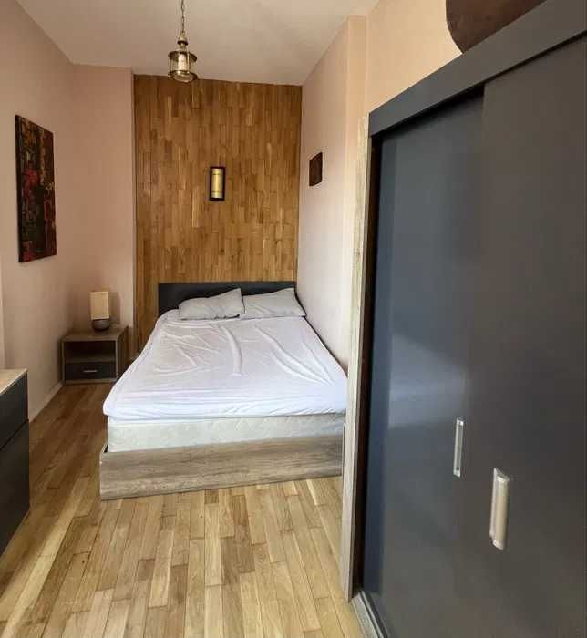 Дава се под наем Двустаен апартамент в София, Център - 57 кв.м за 950 € - Снимка #2