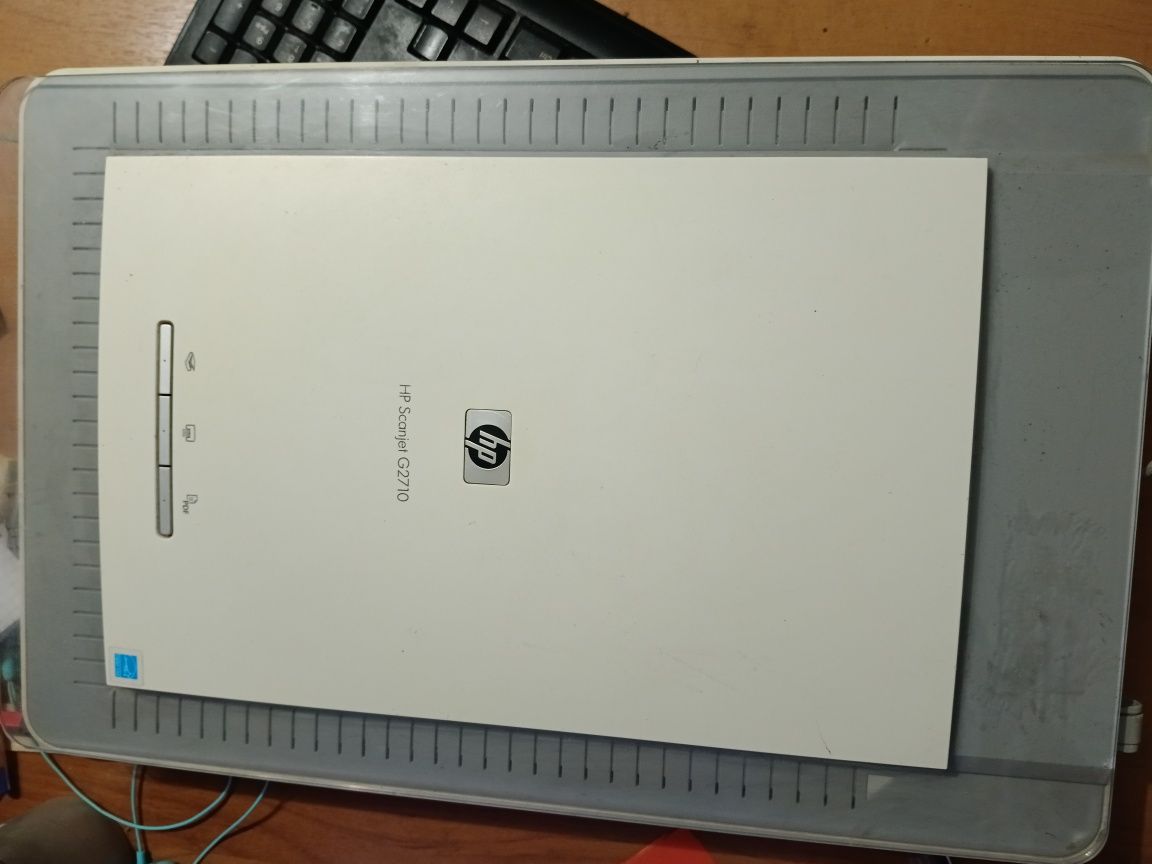 Сканер HP scanjet G2710