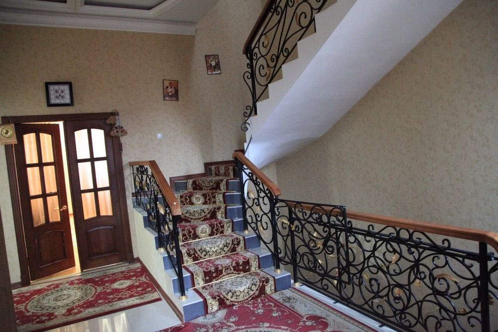 Продается дом 
Улица Никитина. 

2 сотки
180 кв.м