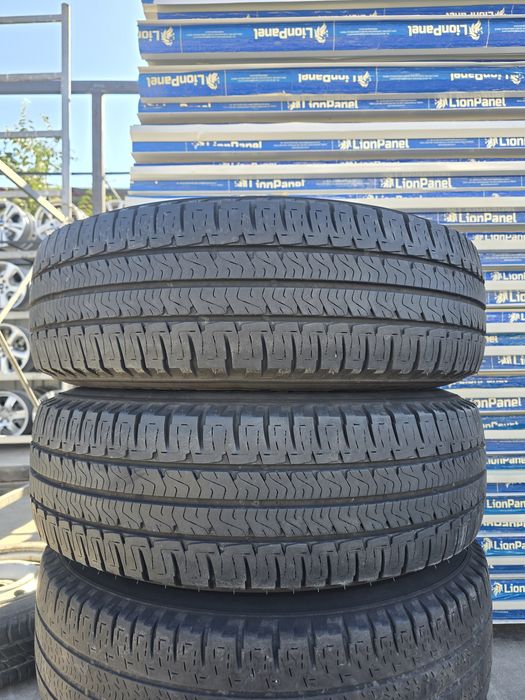 2 Броя 225/75/16C Michelin 7,8mm