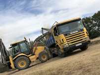 Inchiriere, bascula18t/ buldoexcavator cu deservent