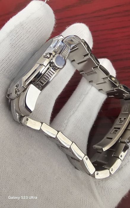 Часовник GUESS Chronograph