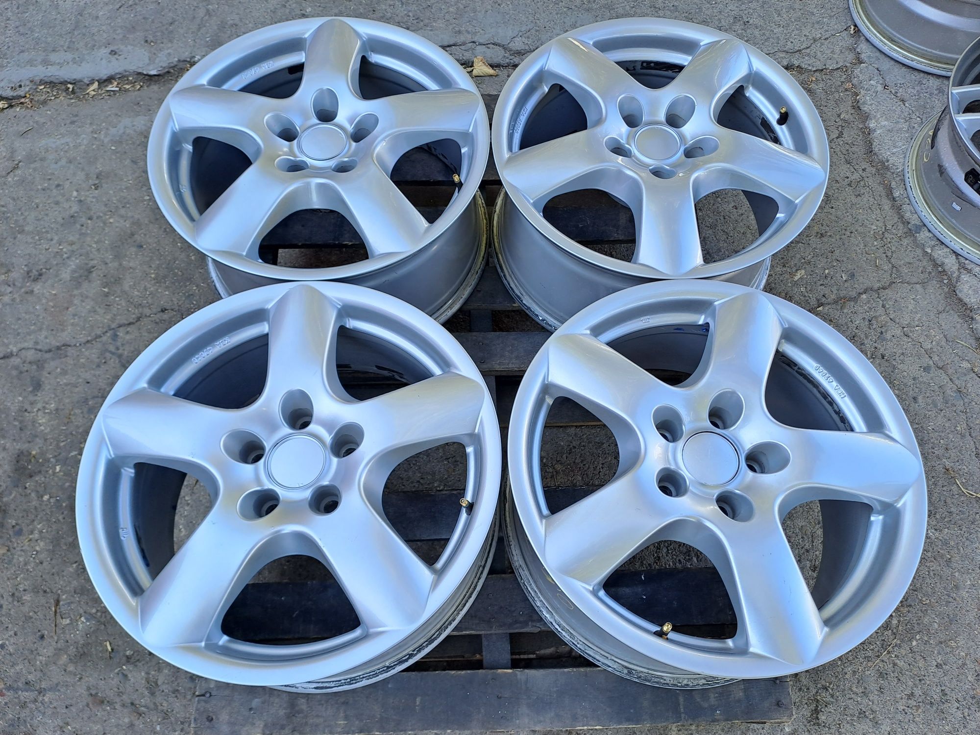 18" 5X120mm Ал. Джанти, 5Х120мм BMW X5, VW TOUAREG