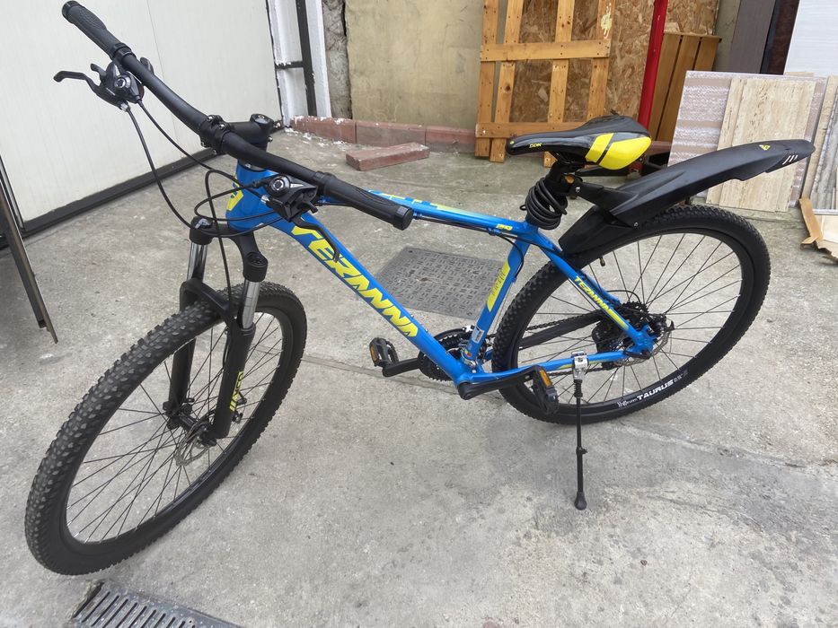 Bicicleta teranna pe 29
