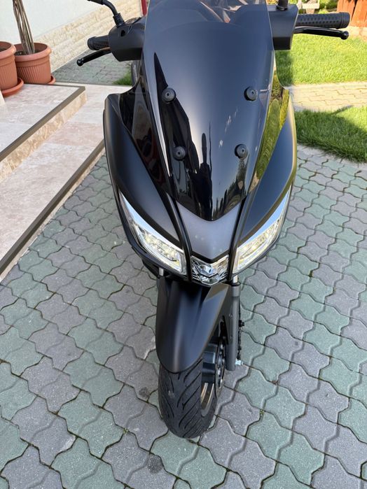 Scuter Aprilia SXR 50