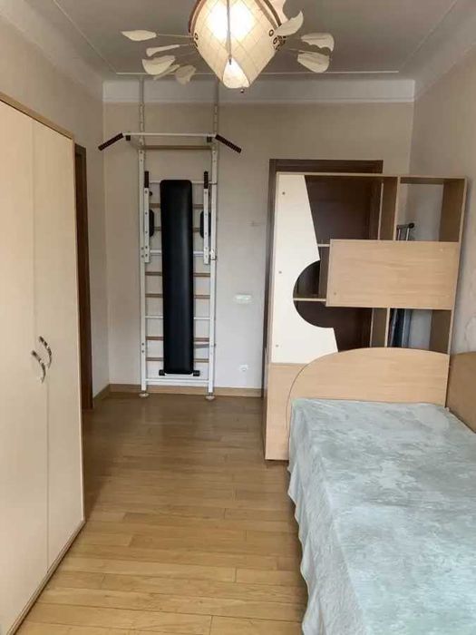 Дава се под наем Тристаен апартамент в София, Зона Б-18 - 100 кв.м за 637.5 € - Снимка #4