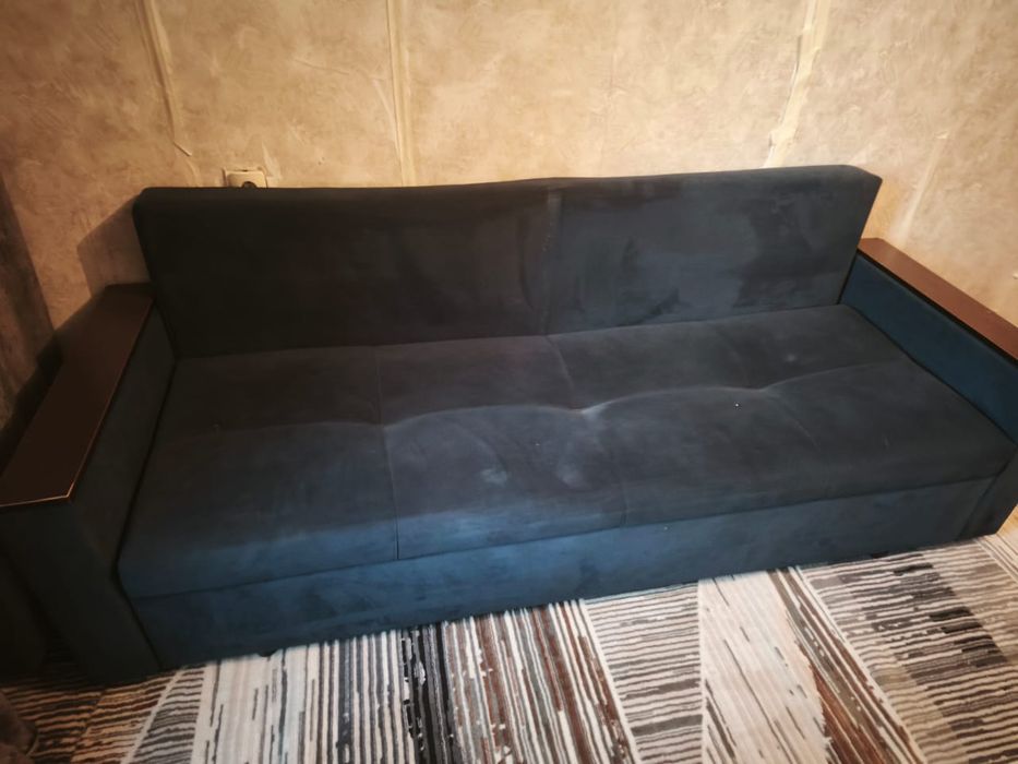 Диван двухместный синий