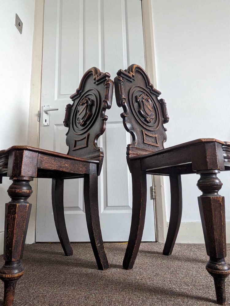 Антични столове