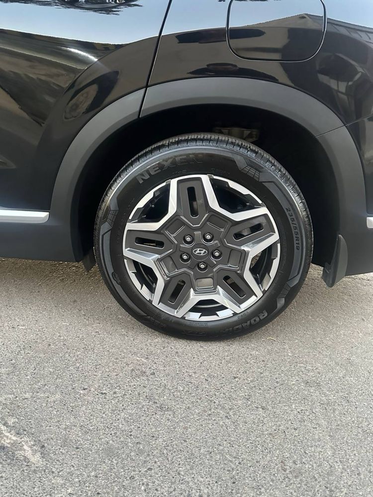 Hyundai santafe 2,5 lit ful 2022 yil