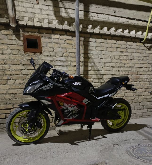 Электромотоцикл Perelli