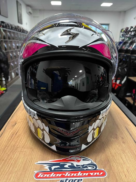 ТОП ЦЕНА Мото Каска Scorpions Exo 491 Pirate Pink, вградени очила