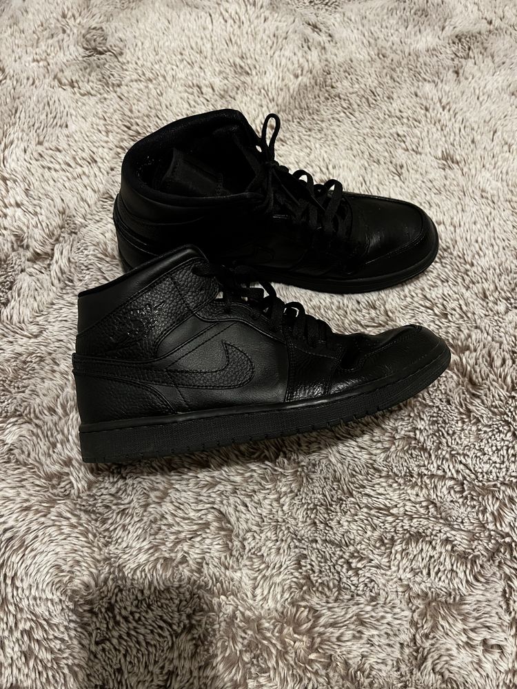 Nike Air Jordan 1 Mid Triple Black-оригинални мъжки маратонки