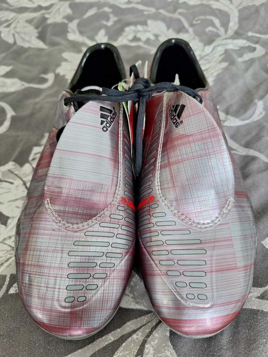 Ghete Adidas fotbal noi