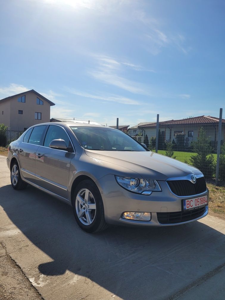 Skoda Superb  2010