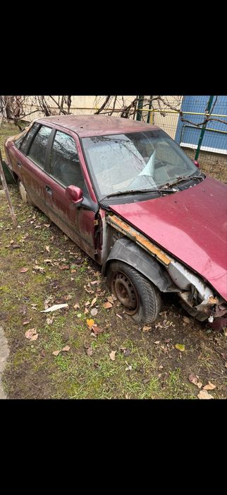 Daewoo Espero 1,8 benzina avariat