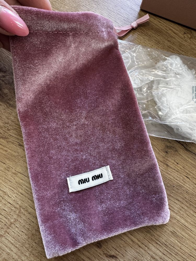 Miu Miu слънчеви очила