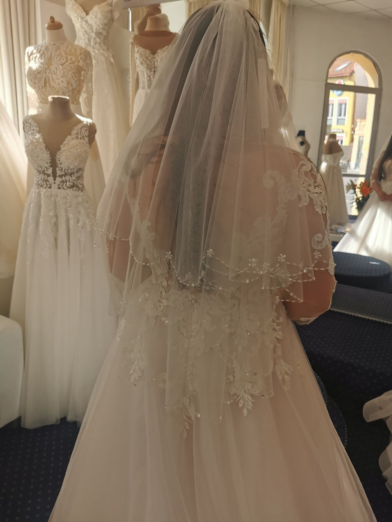 Vând rochie de mireasa Voloca Wedding Dresses