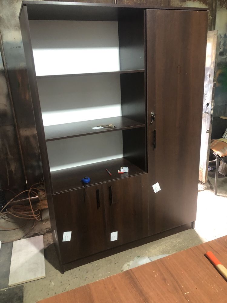 Шкаф комбинированный в офис 1500