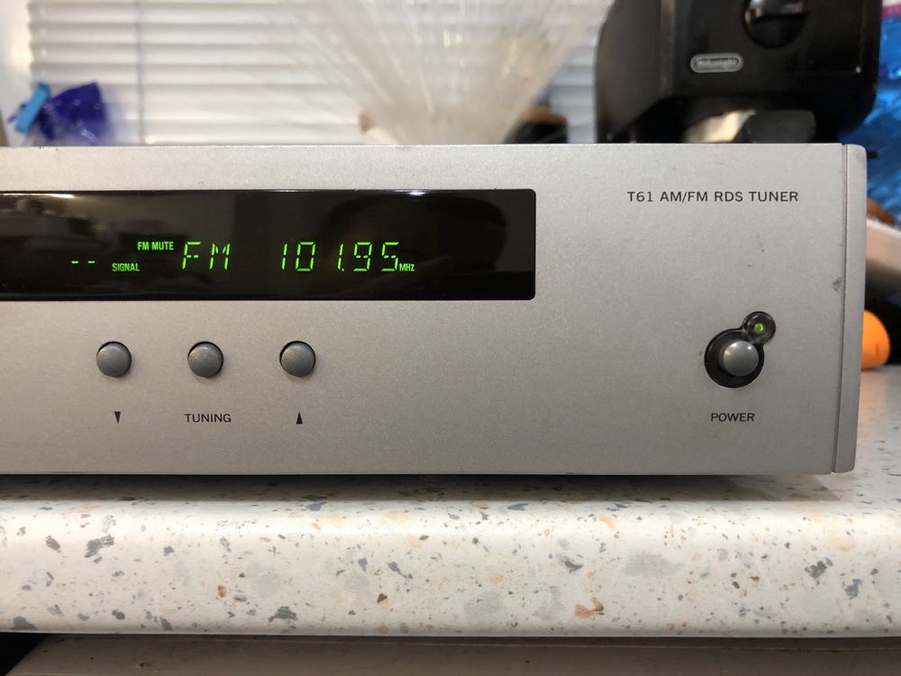 Arcam T-61 качествен тунер