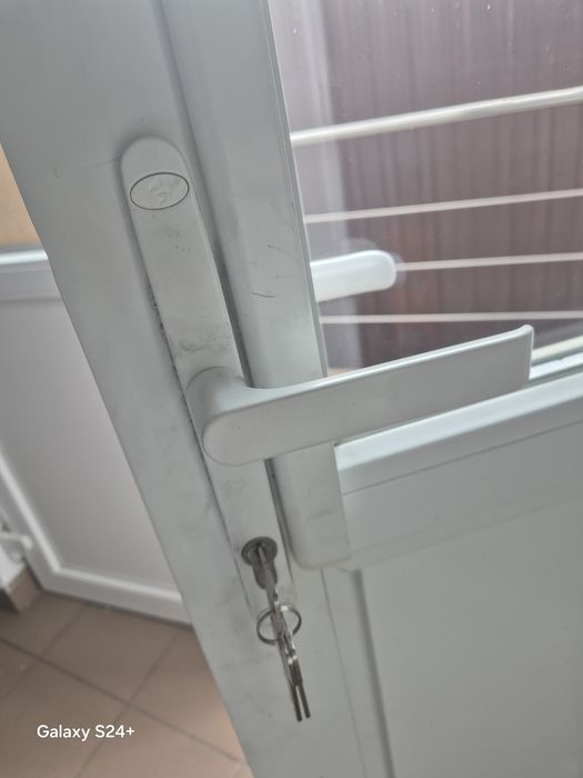 Reglaje/Reparatii Geamuri/Ferestre