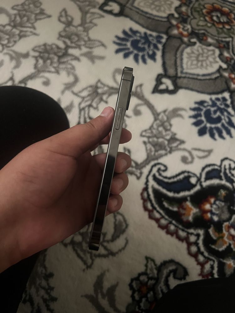 Iphone 12 pro ideal sirochni