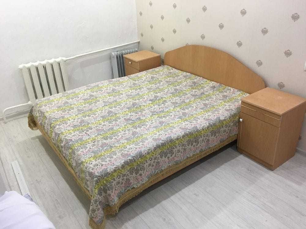 Сдаю двухкомнатную квартиру на площади Курмангазы