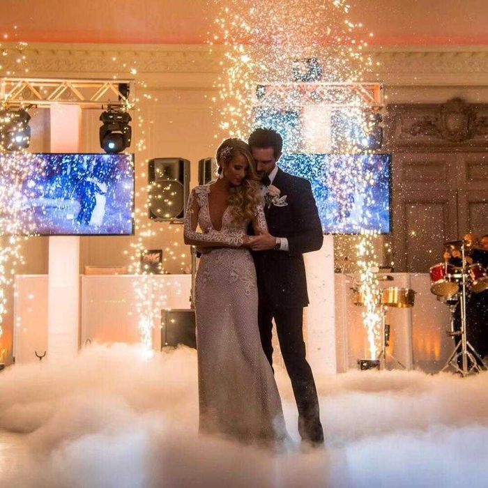 Confetii, jeturi CO2, Aruncatoare de scantei