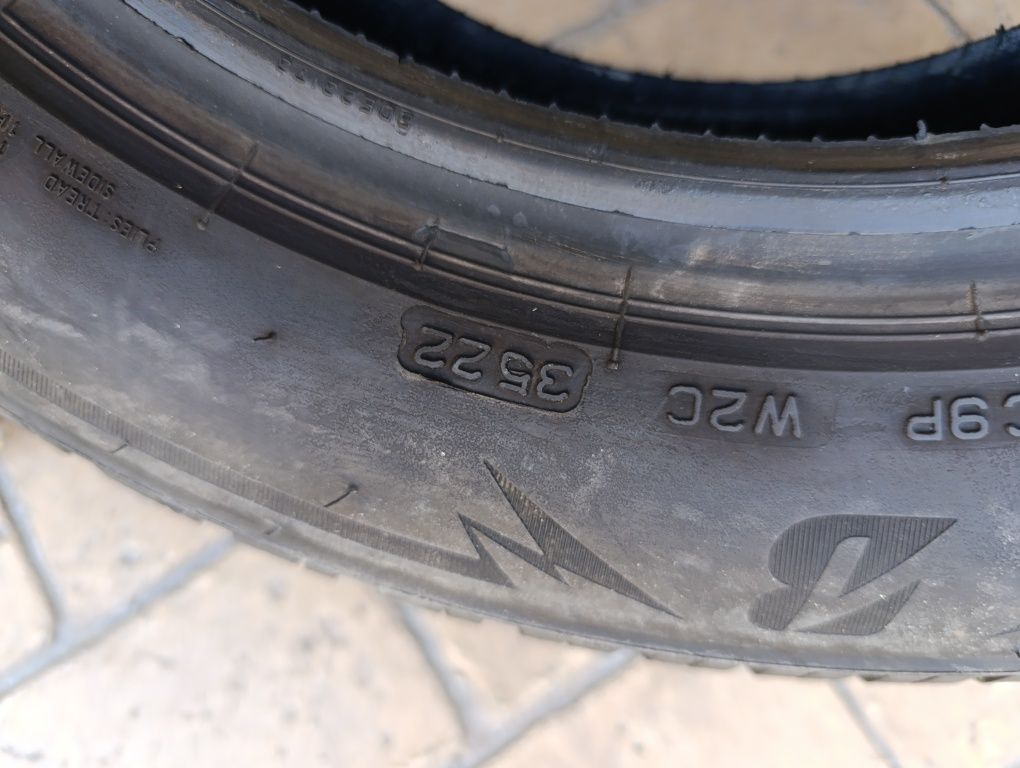 Зимни гуми Bridgestone 175/65/14 dot 2022