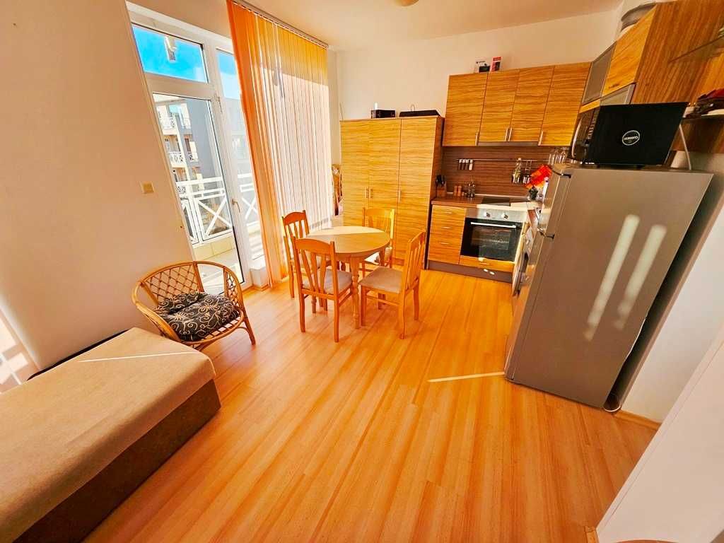 Продава се Двустаен апартамент в к.к. Слънчев бряг - 49 кв.м за 888 €/кв.м - Снимка #1
