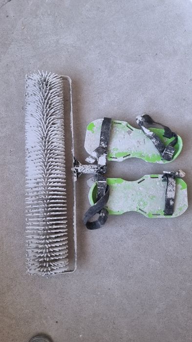 Ролик и тапочка для наливной пол