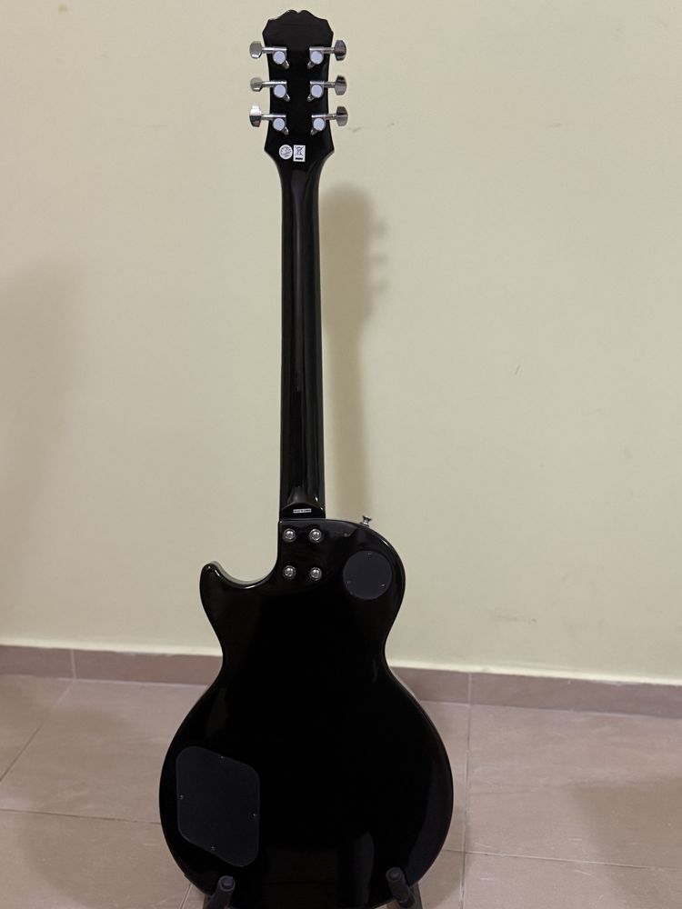 Електрическа китара Epiphone Les Paul Studio E1 VS + Marshall MG15GR