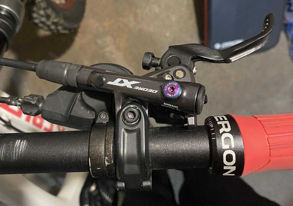 Задна спирачка Shimano Deore XT BL-M8120