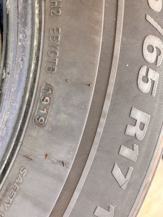 265/65/17 Kumho