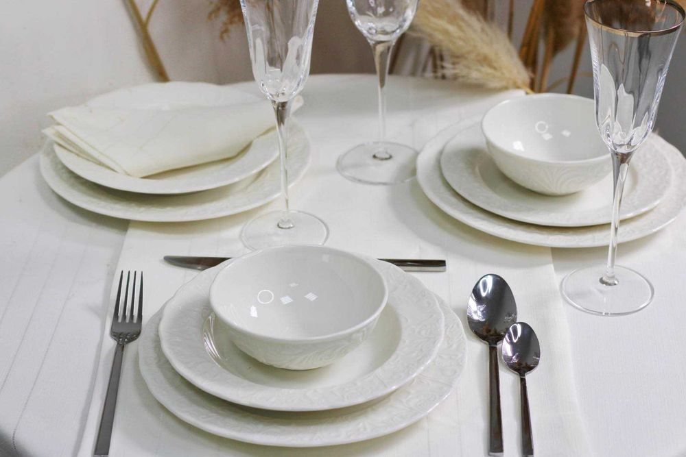 Сервиз за храна 24 части лукс