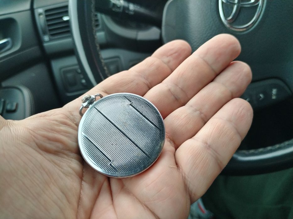 Стар руски джобен часовник Мълния