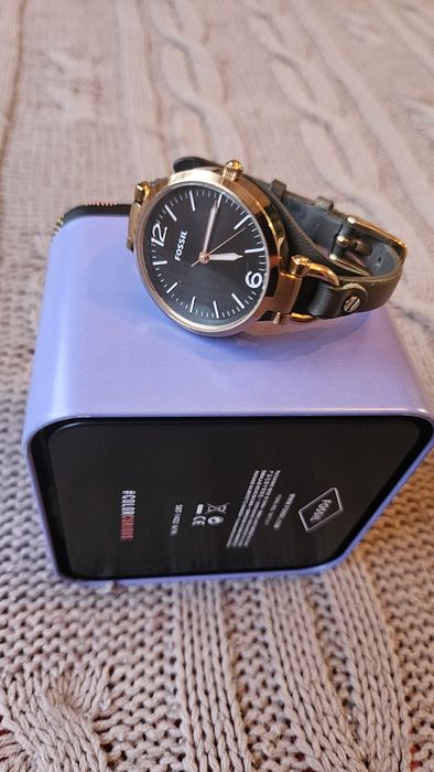 Часовник Fossil ES2830