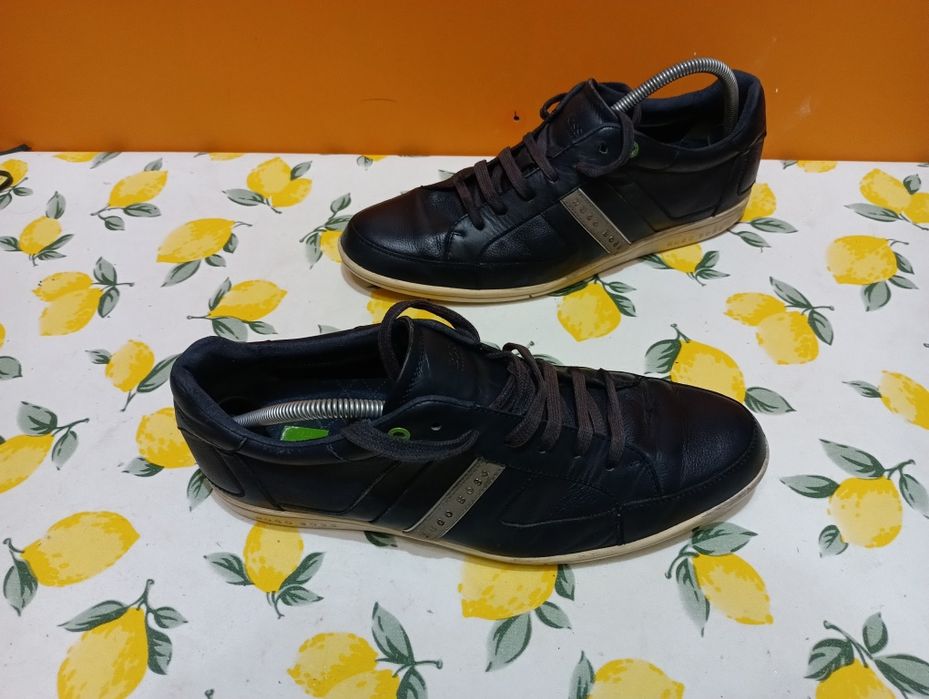 Hugo Boss кожени N 44 - 29 лв