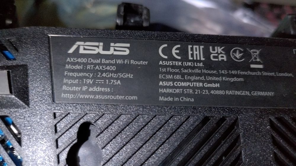 Router Asus RT AX 5400