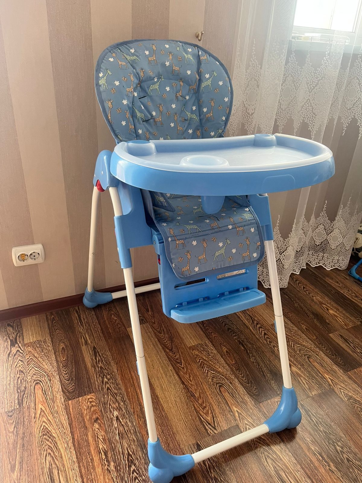 Продам  детский стульчик для кормления